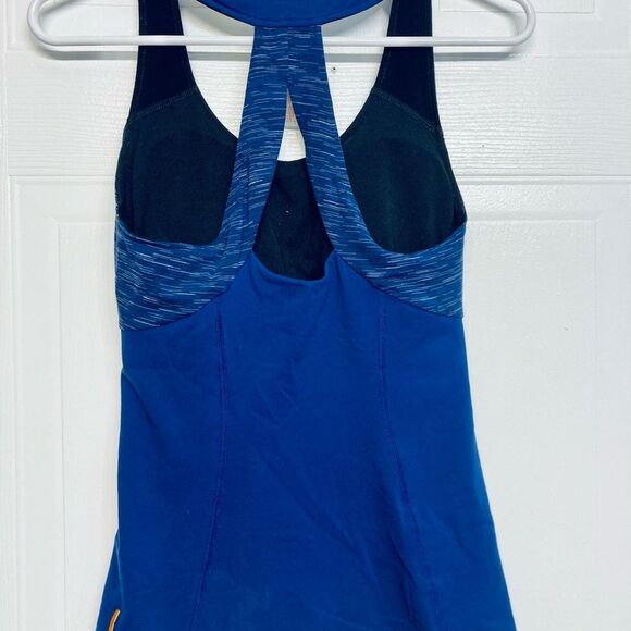 Lucy Womens Built In‎ Bra Activewear Tank Top Sleeveless Blue Small - Picture 2 of 7